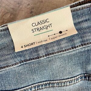 Maurice’s m jeans size 4 short straight leg